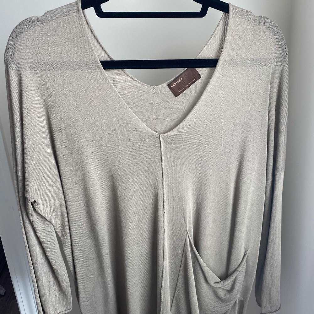 Olive blouse / sweater